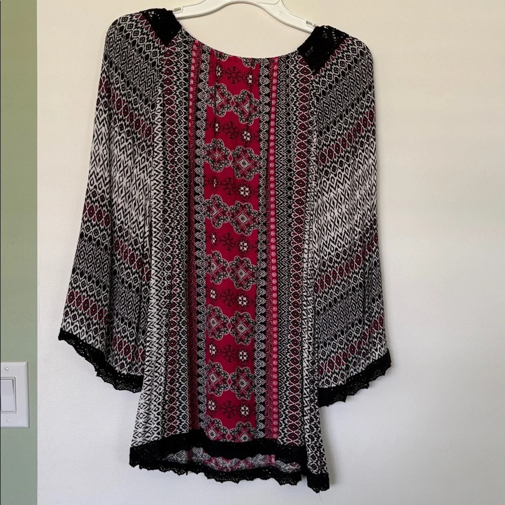 Westport Red and Black Patterned Blouse - Picture 4 of 4